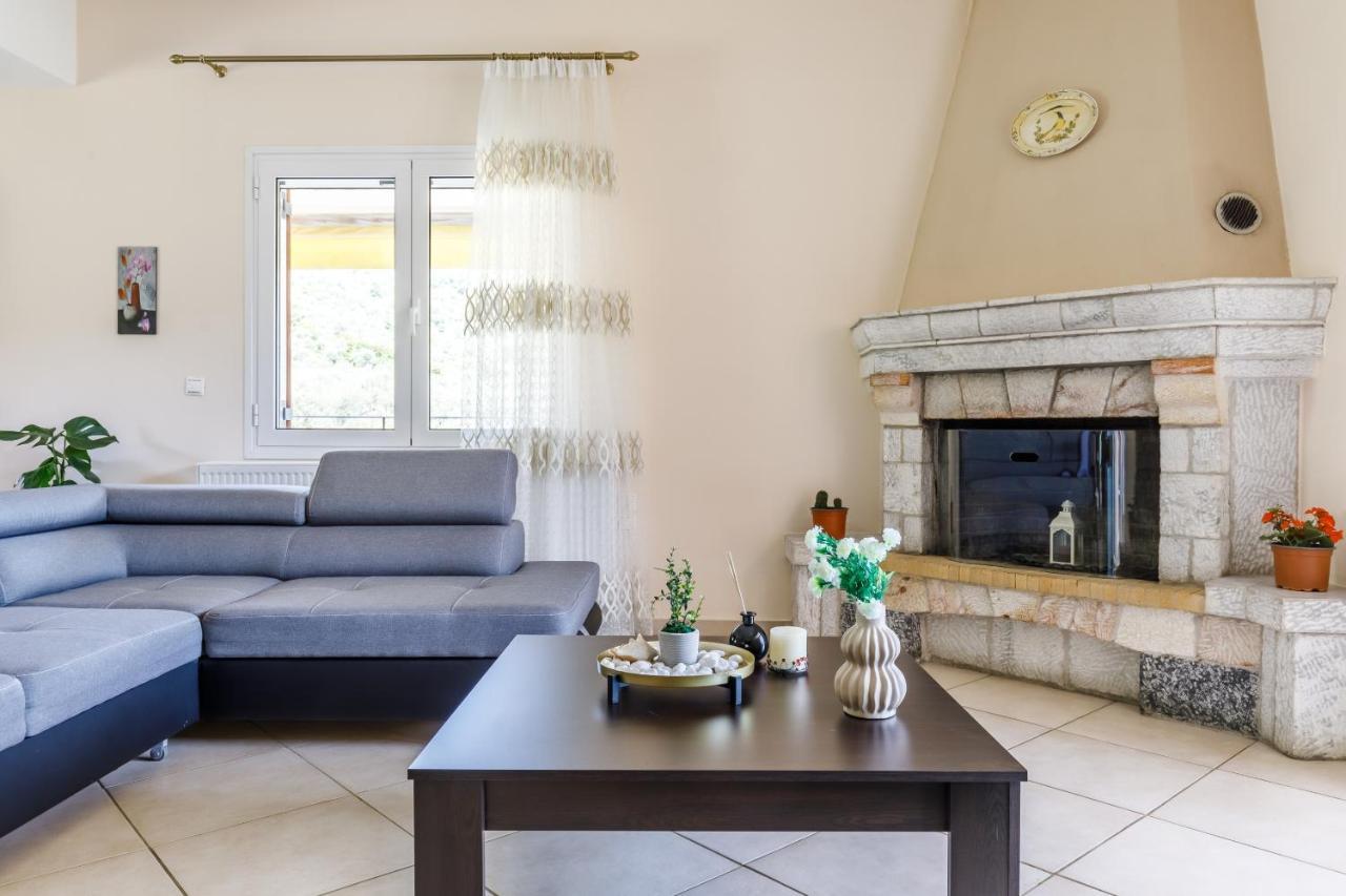 Eleonora'S Villa สโกเปลอสทาวน์ ภายนอก รูปภาพ