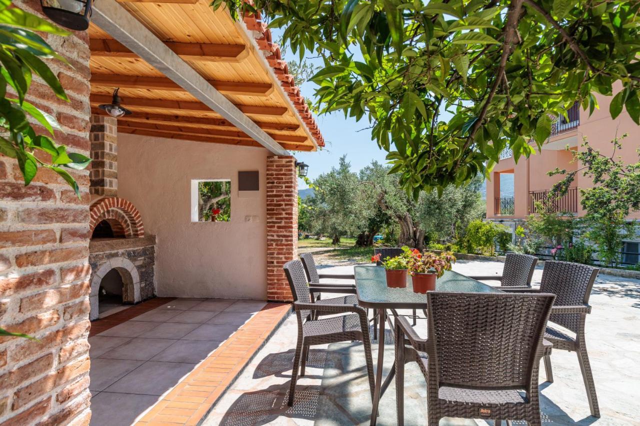 Eleonora'S Villa สโกเปลอสทาวน์ ภายนอก รูปภาพ